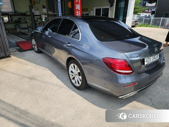 Mercedes-Benz E-Class W213 id 4547777 из Кореи 12