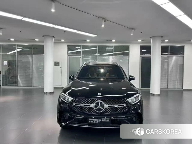 Mercedes-Benz GLC 2024 Черный из Китая, фото 2