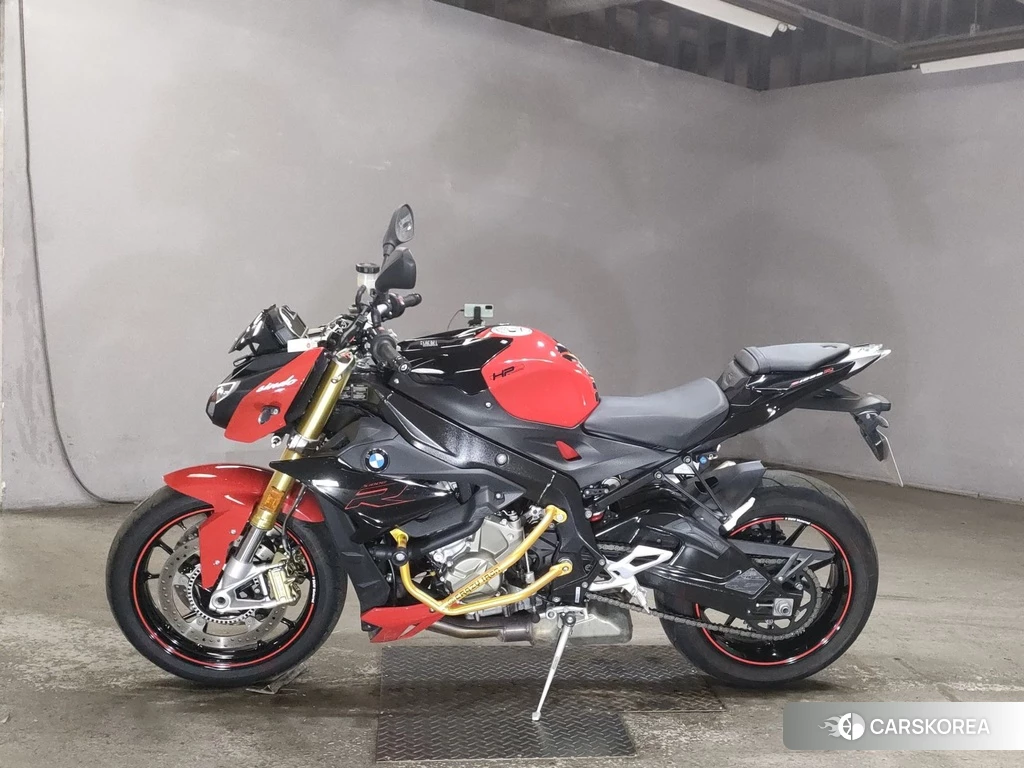 Проданный BMW S1000R 2017 из Японии, фото 2