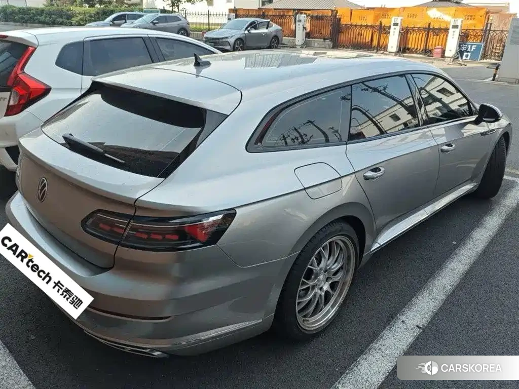 Volkswagen Arteon 2022 Silver/gray из Китая, фото 3