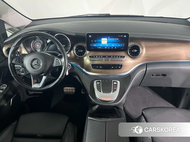 Mercedes-Benz V-class 2023 Черный из Китая, фото 6