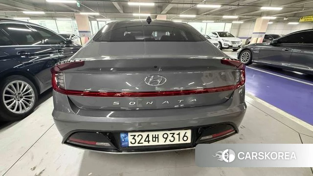 Hyundai Sonata (DN8) 2022 Серебристо-серый из Кореи, фото 6
