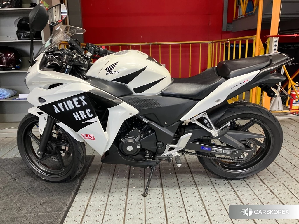 Проданный Honda CBR250R 2013 из Японии, фото 2