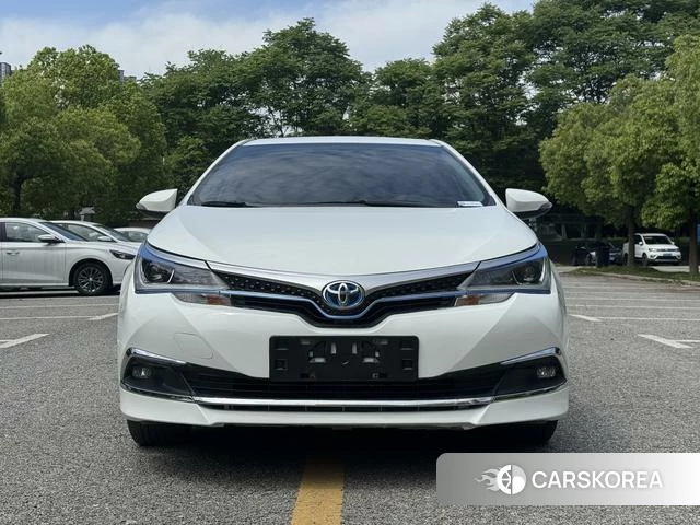Toyota Corolla dual engine E+ id 4273895 из Китая 12