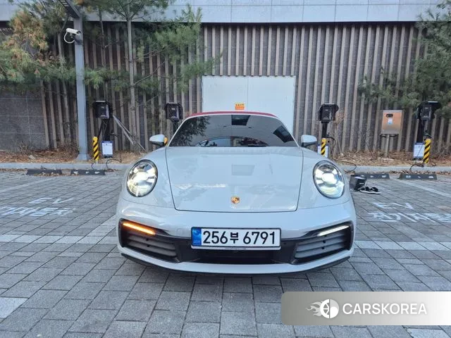 Porsche 911(992) id 3540048 из Кореи 12