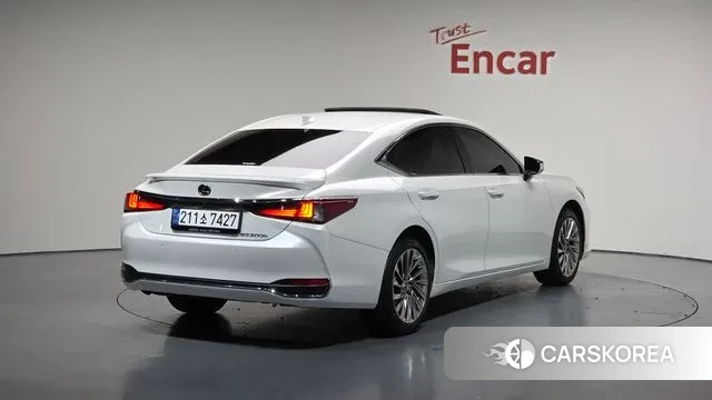 Lexus ES300h 7th generation id 3382922 из Кореи 12