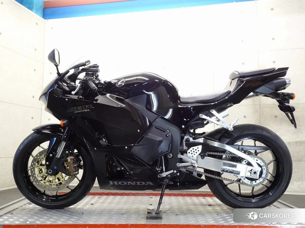 Проданный Honda CBR600RR ABS 2013 из Японии, фото 2