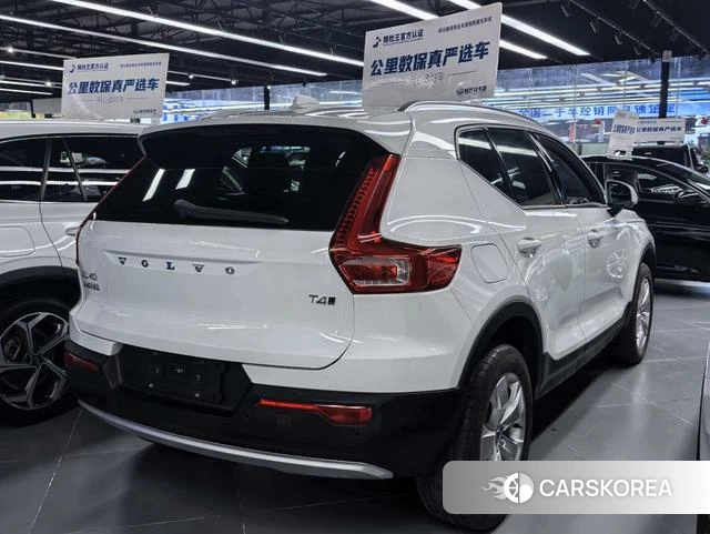 Volvo XC40 2019 Белый из Китая, фото 2