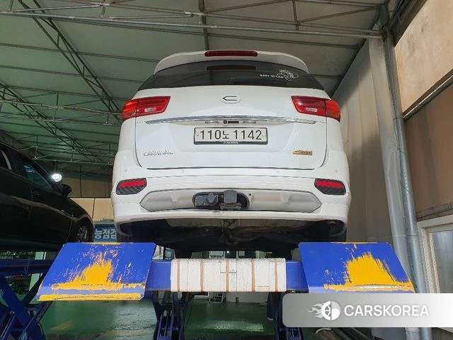 Kia The New Carnival 2019 Белый из Кореи, фото 2