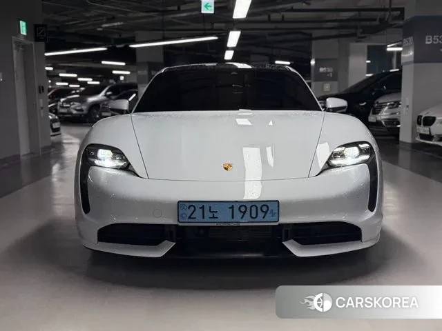 Porsche Taycan id 3513791 из Кореи 10