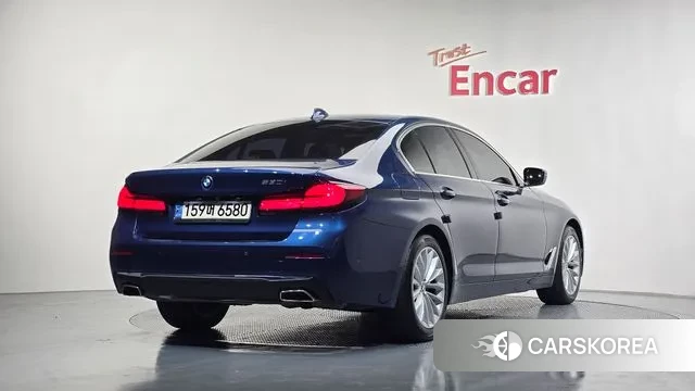 BMW 5 Series (G30) id 3361953 из Кореи 12