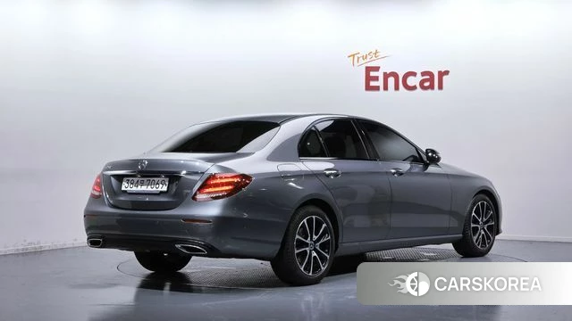 Mercedes-Benz E-Class W213 id 4672170 из Кореи 12