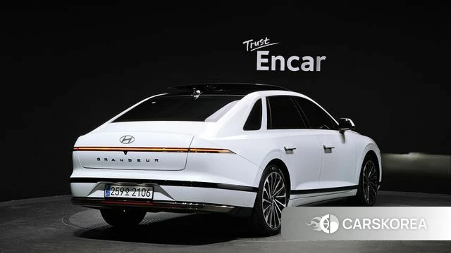 Hyundai Grandeur Hybrid (GN7) id 3909730 из Кореи 12