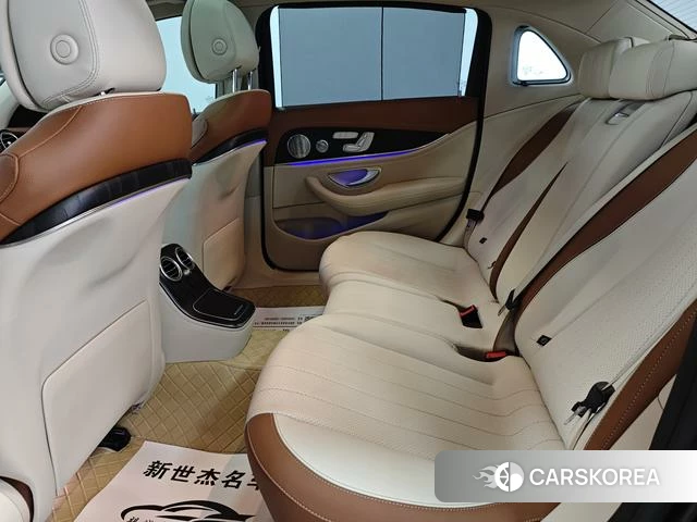 Mercedes-Benz E-class id 4306917 из Китая 7