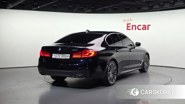BMW 5 Series (G30) id 3474176 из Кореи 12