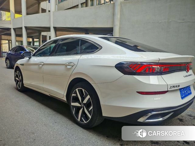 Volkswagen Lingdu 2023 Белый из Китая, фото 4