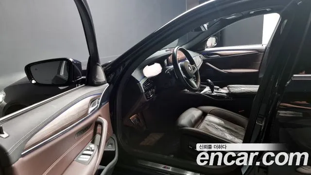 BMW 5 Series (G30) id 2686690 из Кореи 12