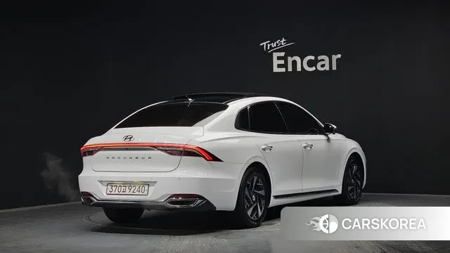 Hyundai The New Grandeur IG Hybrid id 3753757 из Кореи 12