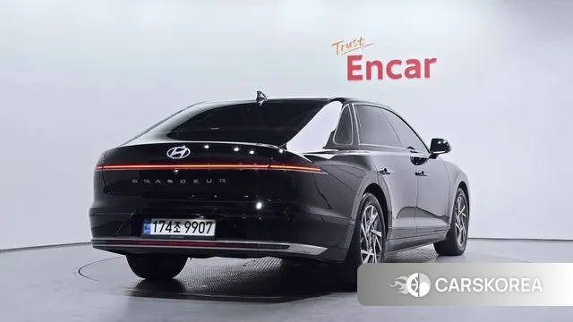 Hyundai Grandeur (GN7) id 3615226 из Кореи 12