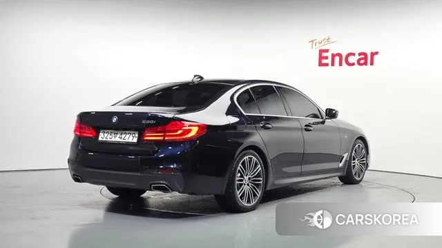 BMW 5 Series (G30) id 3464370 из Кореи 12