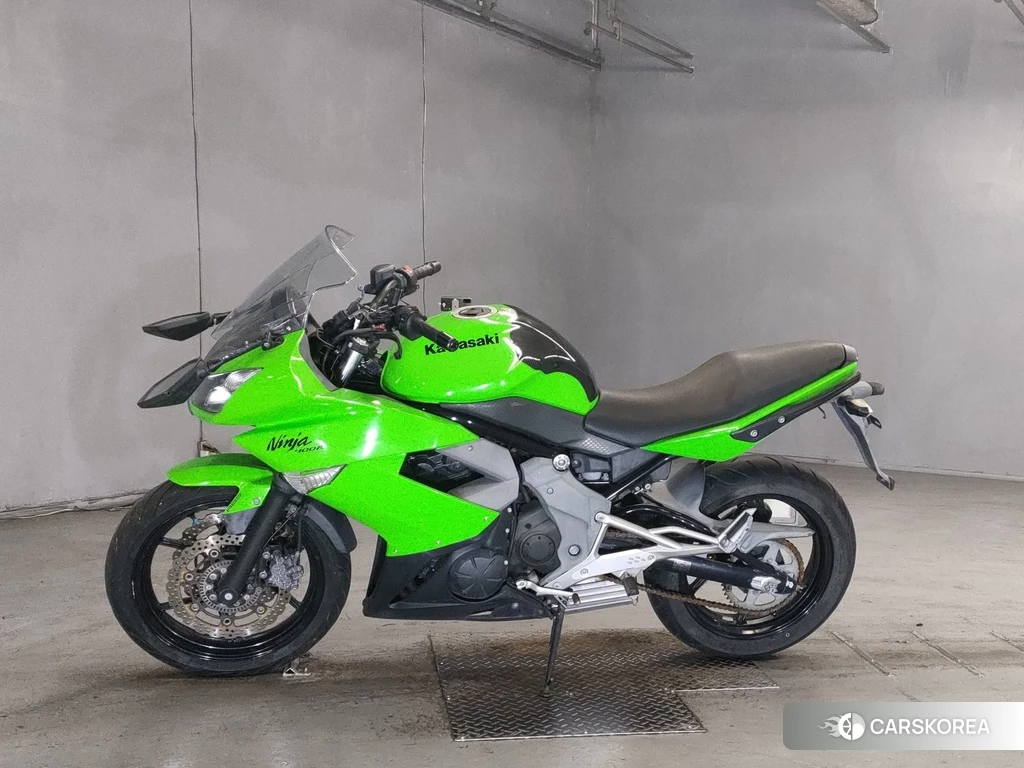 Проданный Kawasaki NINJA 400R 2011 из Японии, фото 2