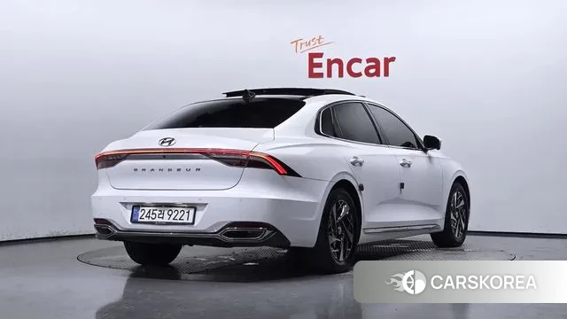 Hyundai The New Grandeur IG Hybrid id 3017926 из Кореи 12