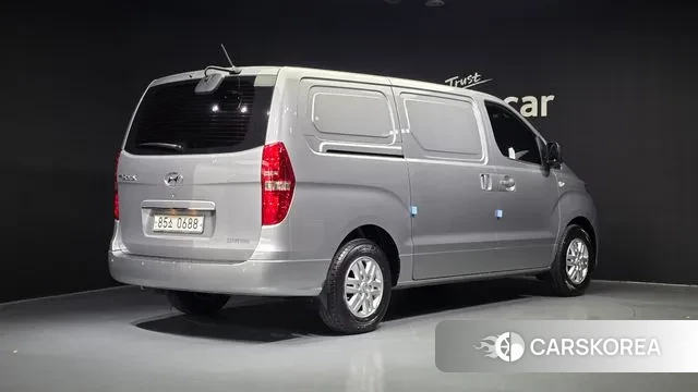 Hyundai The New Grand Starex id 3215145 из Кореи 12