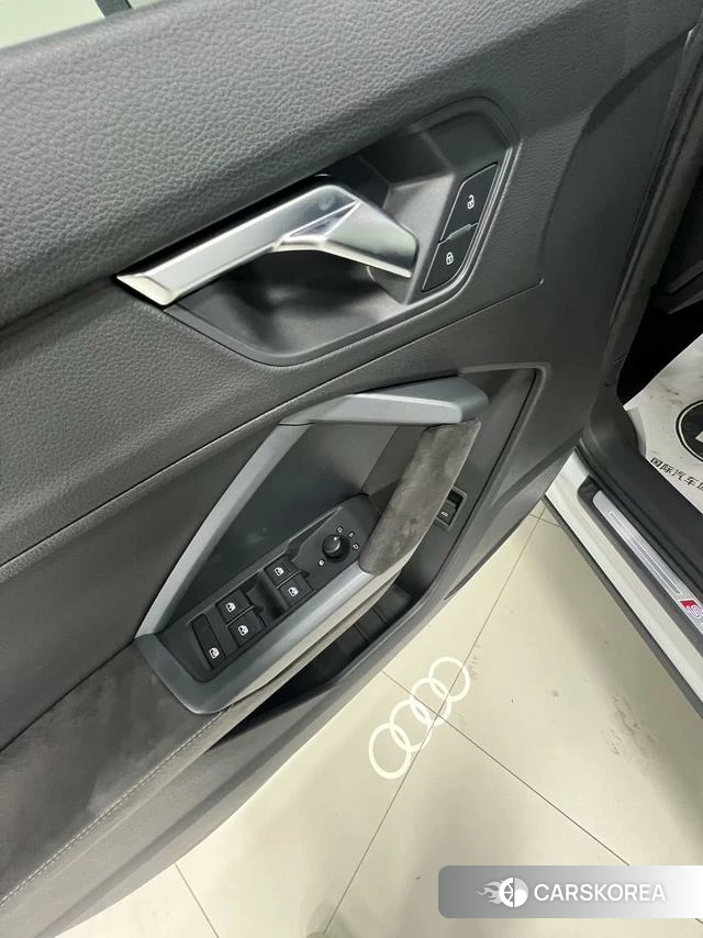 Audi Q3 Sportback id 4265907 из Китая 12