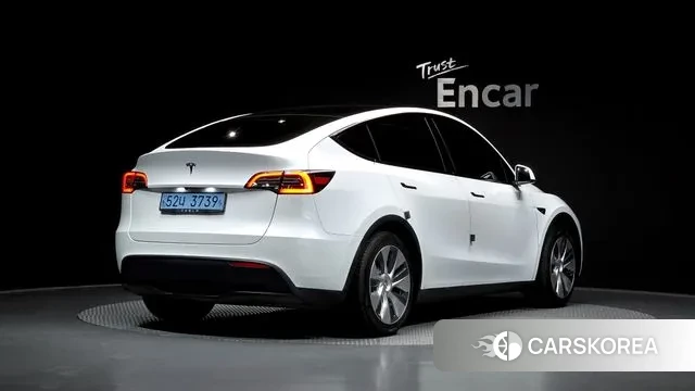 Tesla Model Y id 3776407 из Кореи 12