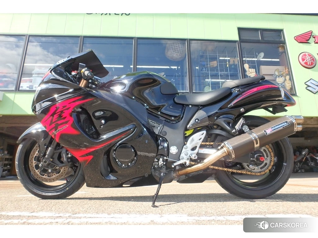 Проданный Suzuki GSX1300R HAYABUSA 2011 из Японии, фото 2
