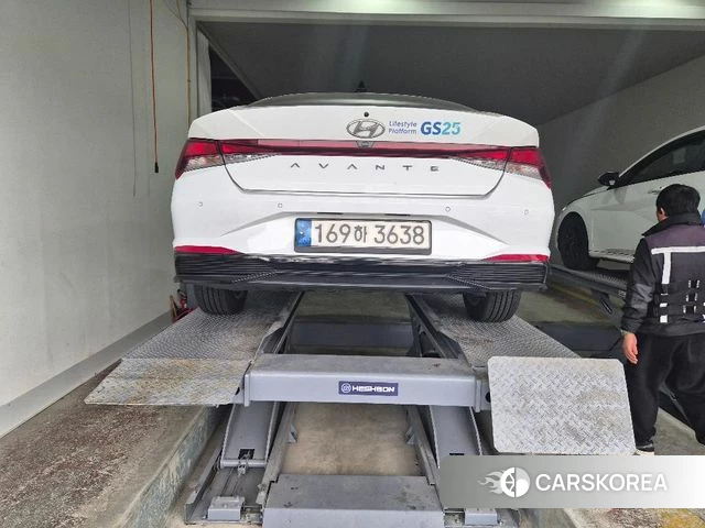 Hyundai Avante Hybrid (CN7) 2022 Белый из Кореи, фото 2