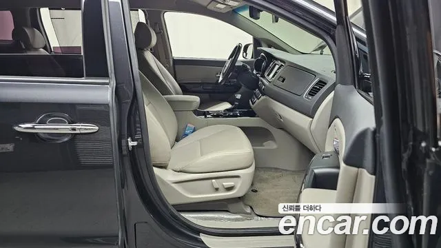 Kia The New Carnival id 2566348 из Кореи 12