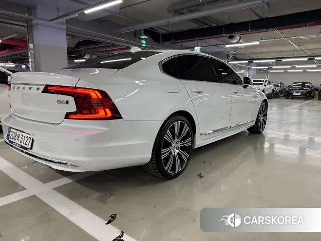 Volvo S90 id 3437000 из Кореи 12