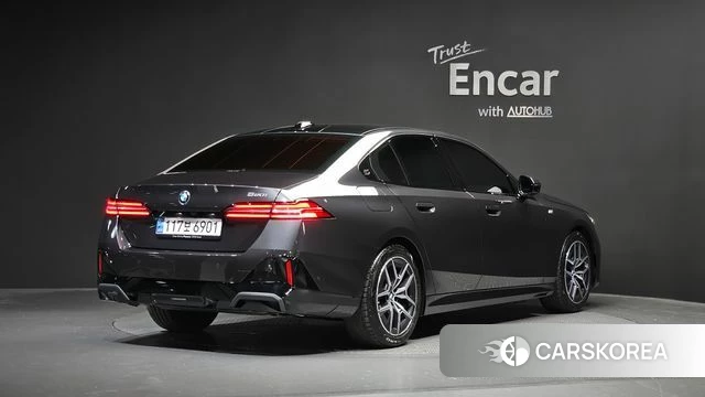 BMW 5 Series (G60) id 4421617 из Кореи 12