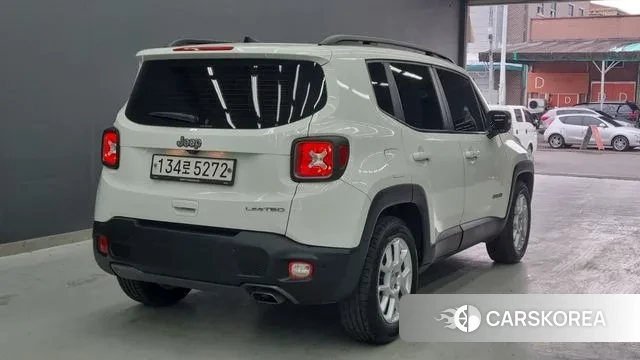 Jeep Renegade id 3772621 из Кореи 10