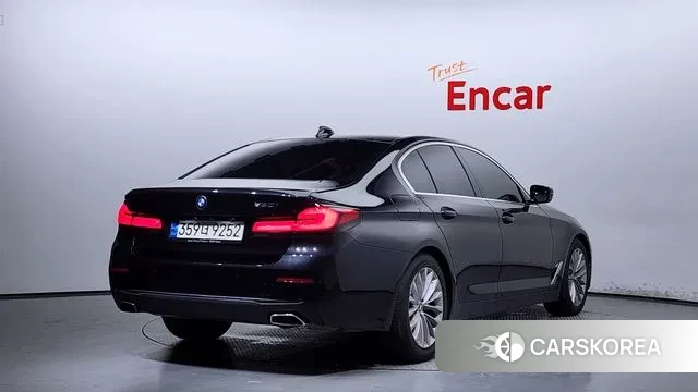 BMW 5 Series (G30) id 3037798 из Кореи 12