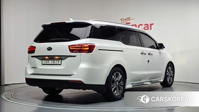 Kia The New Carnival id 4662831 из Кореи 12