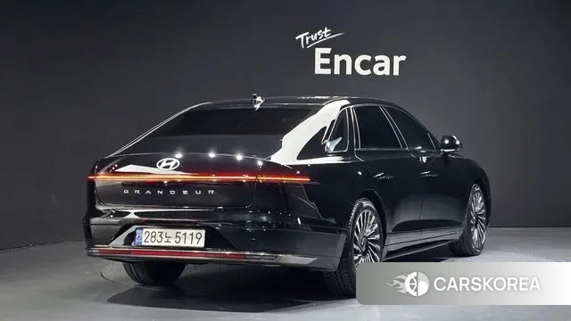 Hyundai Grandeur (GN7) id 3348196 из Кореи 12