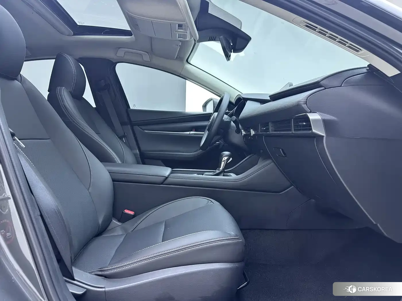 Mazda 3 id 4538748 из Китая 12