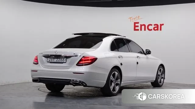 Mercedes-Benz E-Class W213 id 3672934 из Кореи 12
