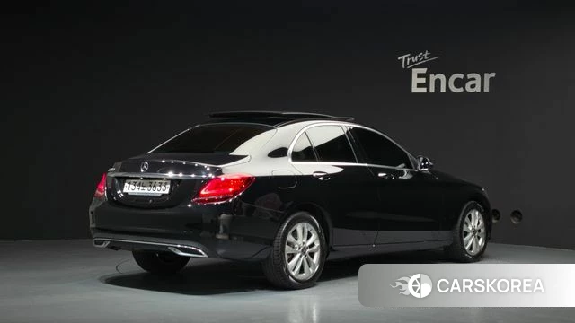Mercedes-Benz C-Class W205 id 4496231 из Кореи 12