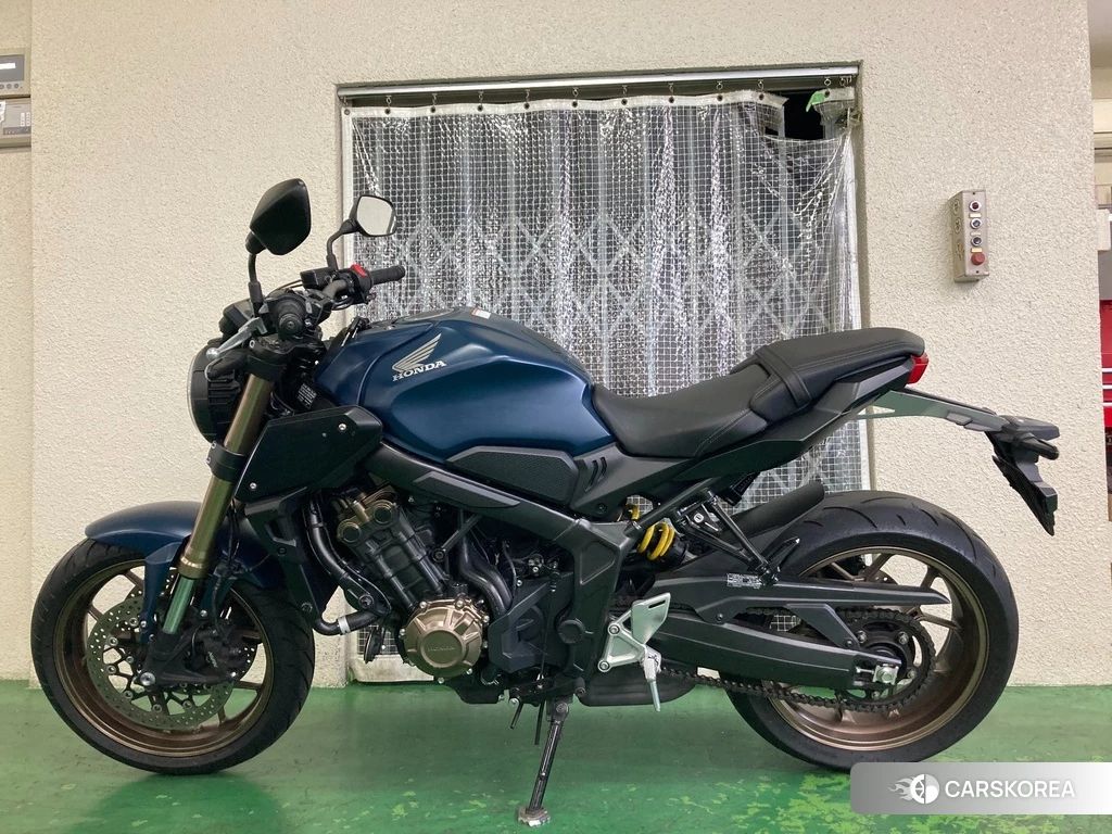 Проданный Honda CB650R 2021 из Японии, фото 2