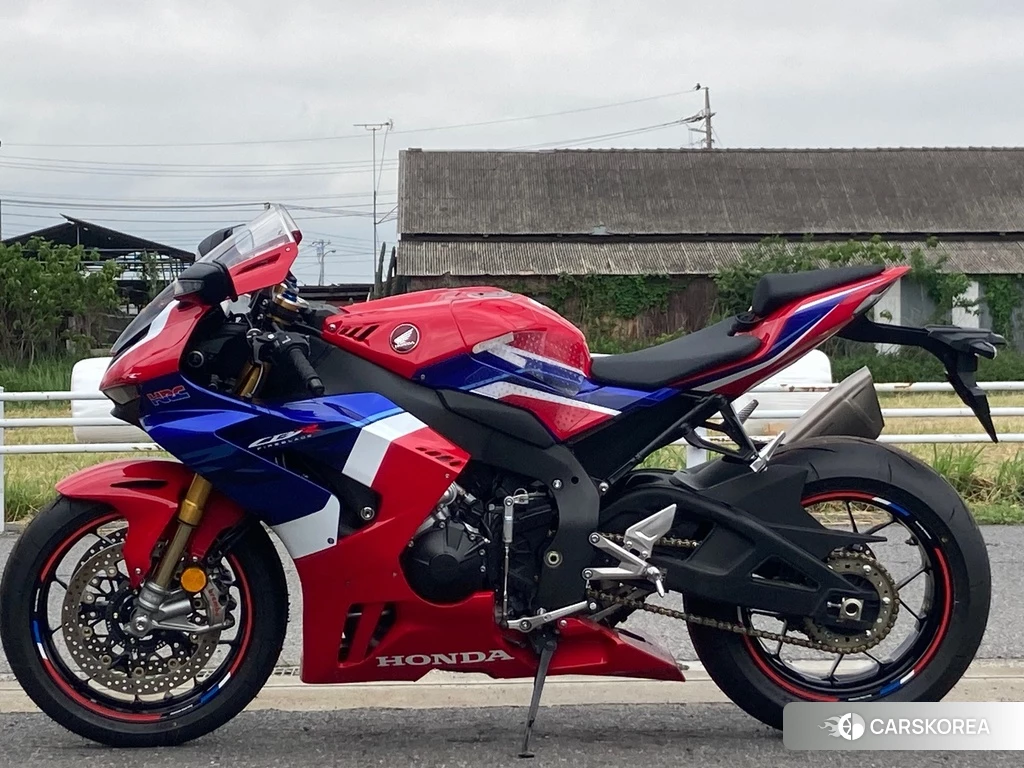 Проданный Honda CBR1000RR-R FIREBLADE SP 2021 из Японии