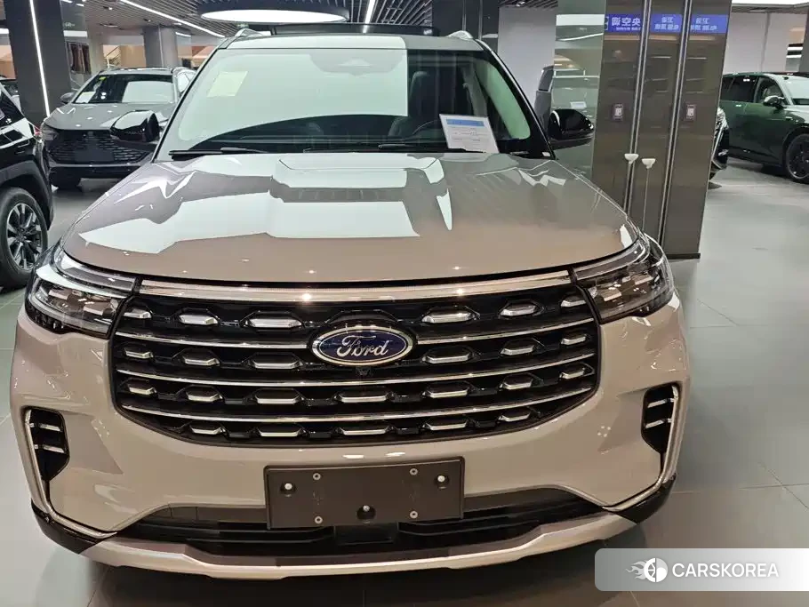 Ford Explorer id 4570567 из Китая 8