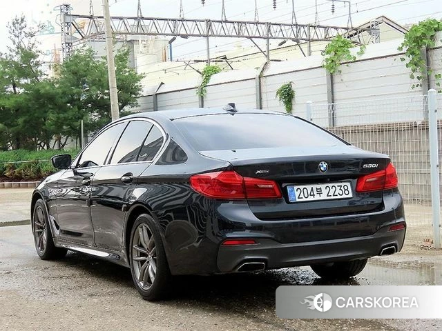 BMW 5 Series (G30) id 4578041 из Кореи 12