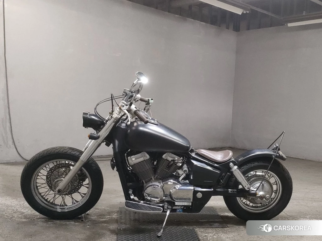 Проданный Honda SHADOW 400 CLASSIC 2010 из Японии, фото 2