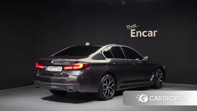 BMW 5 Series (G30) id 3778034 из Кореи 12