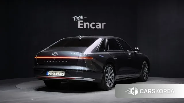 Hyundai Grandeur (GN7) id 3629258 из Кореи 12