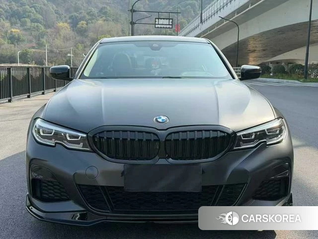 BMW 3 series 2021 Черный из Китая, фото 2