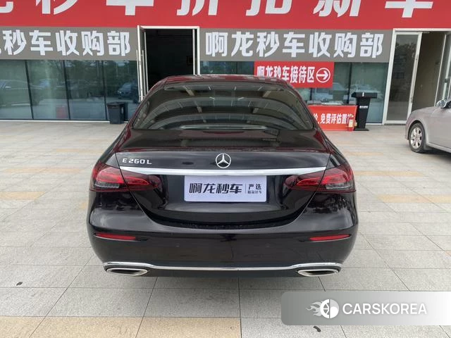 Mercedes-Benz E-class 2022 Черный из Китая, фото 2
